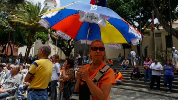 La oposición convoca una marcha contra las elecciones en Venezuela