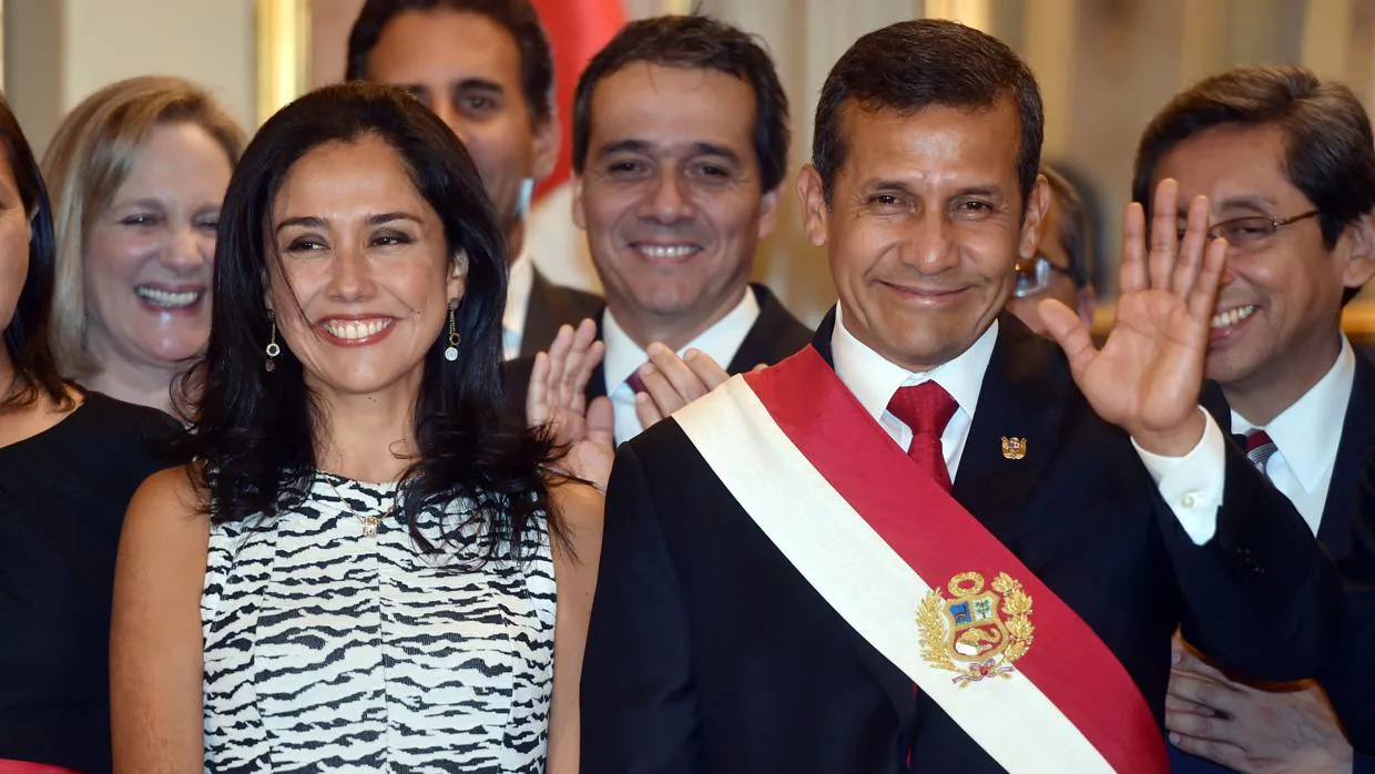Nadine Heredia, y Ollanta Humala en un acto en la Casa Presidencial en Lima