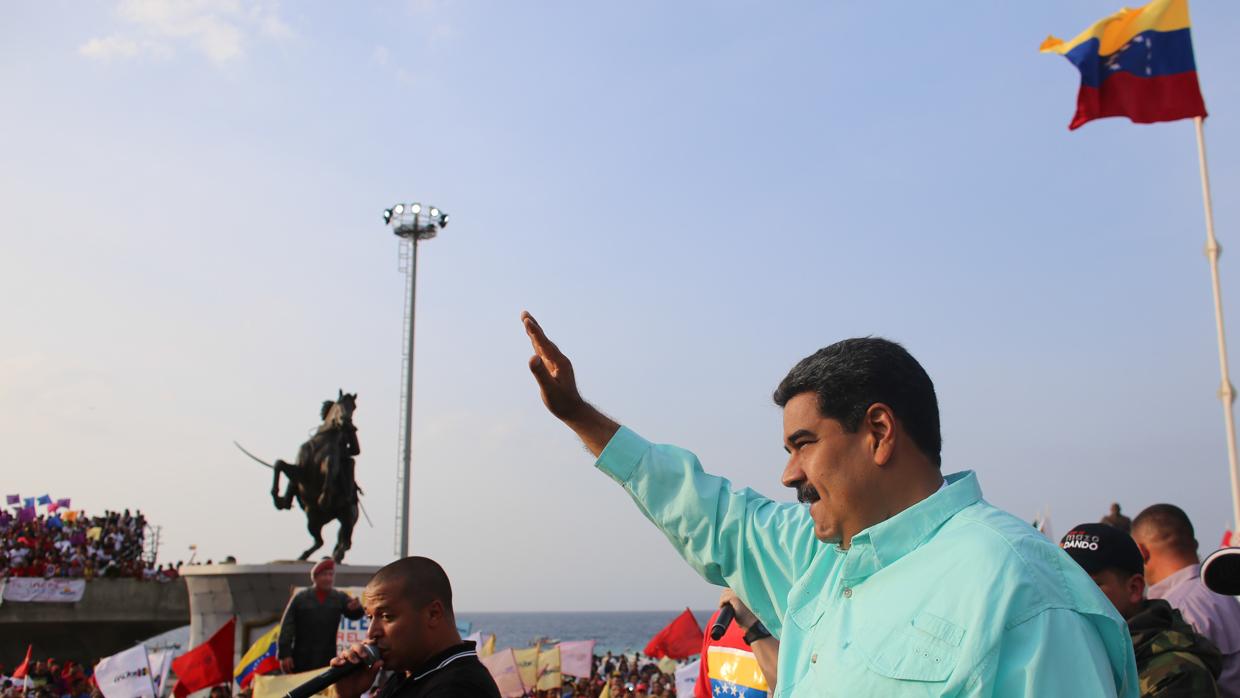 Nicolás Maduro en un acto de campaña en el estado Vargas