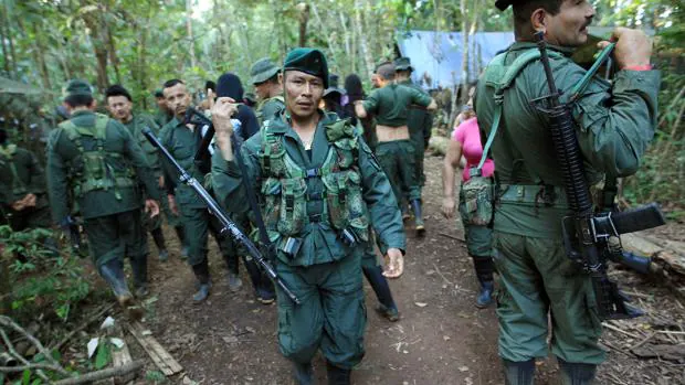 Antiguos guerrilleros de las FARC están volviendo a las armas, según el negociador del Gobierno
