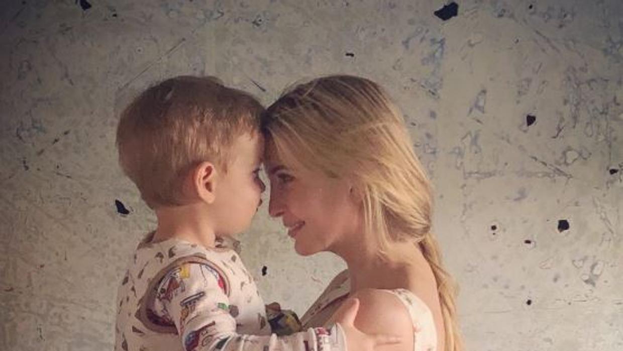 Ivanka Trump publica una foto con su hijo en la red social