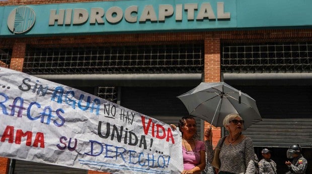 Los venezolanos protestan por la falta de servicios básicos