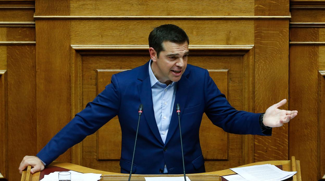 Alexis Tsipras sobrevive a una moción de censura por el acuerdo de Grecia con Macedonia