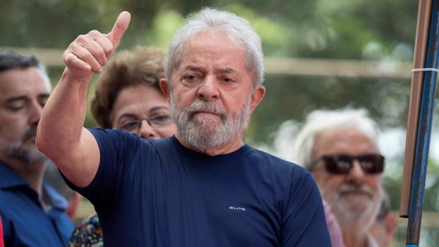 Un juez ordena liberar a Lula da Silva, pero otro magistrado revoca la orden