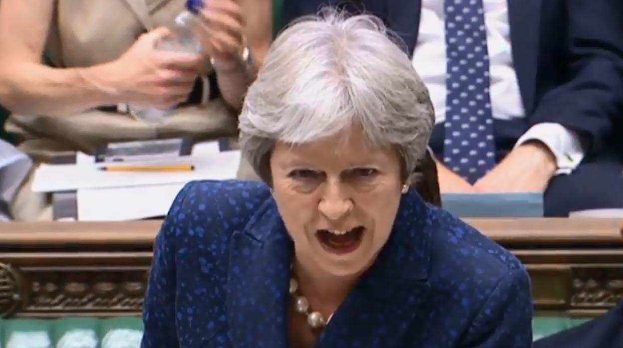 Theresa May defiende este lunes su plan para el Brexit en la Cámara de los Comunes