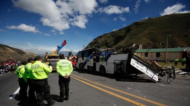 La Policía halla más de 600 kilos de marihuana en el accidente en el que murieron 24 personas en Ecuador