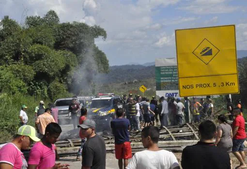 Brasileños se manifiestan contra la inmigración venezolana