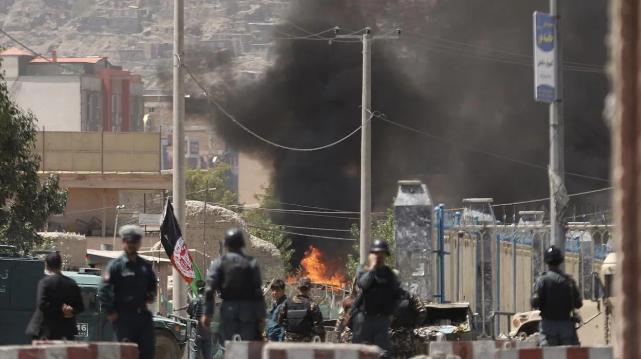 Un misil impacta en Kabul durante el discurso a la nación del presidente afgano