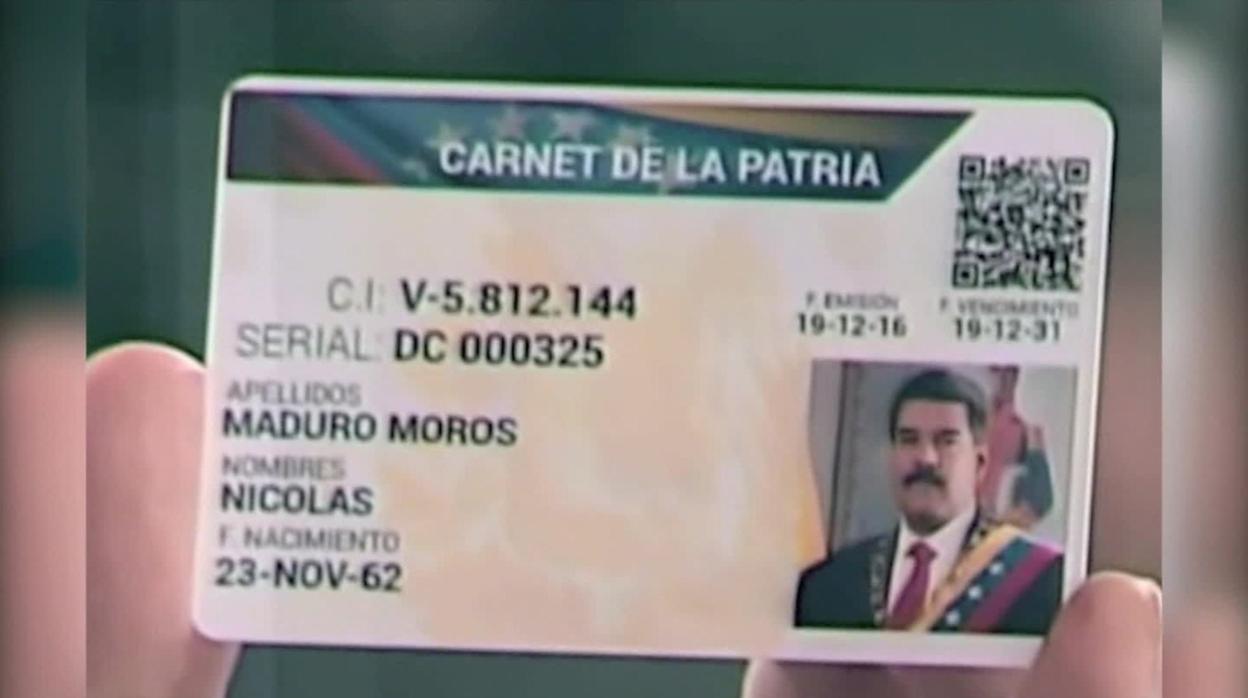 El «carné de la patria» de Nicolás Maduro