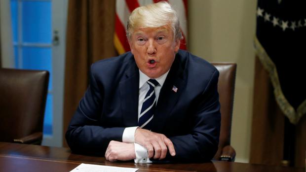 Trump asegura que «la Bolsa quebraría» si sufre un «impeachment»