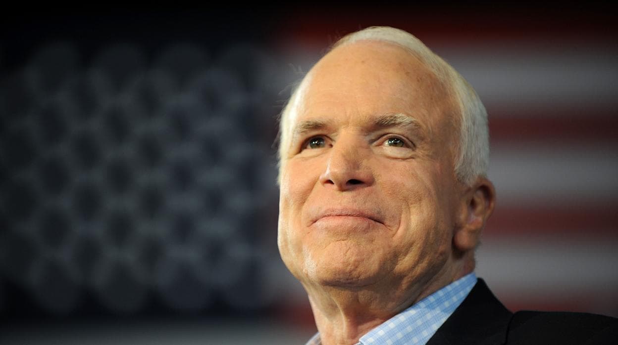 El senador republicano John McCain, en 2008