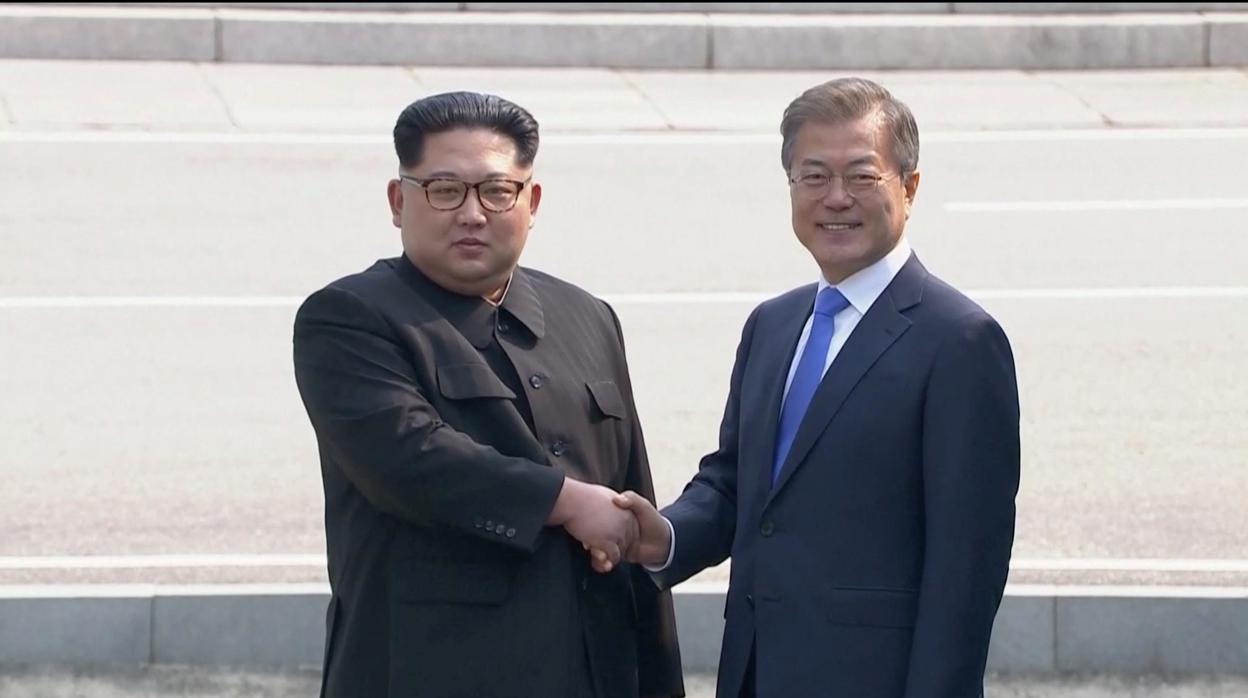 Kim Jong-un y Moon Jae-in en la pasada cumbre en Panmunjom