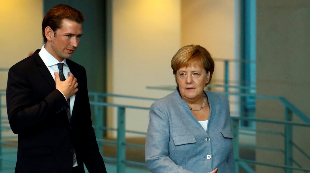 Sebastian Kurz y Angela Merkel dan un discurso en conjunto en Berlín