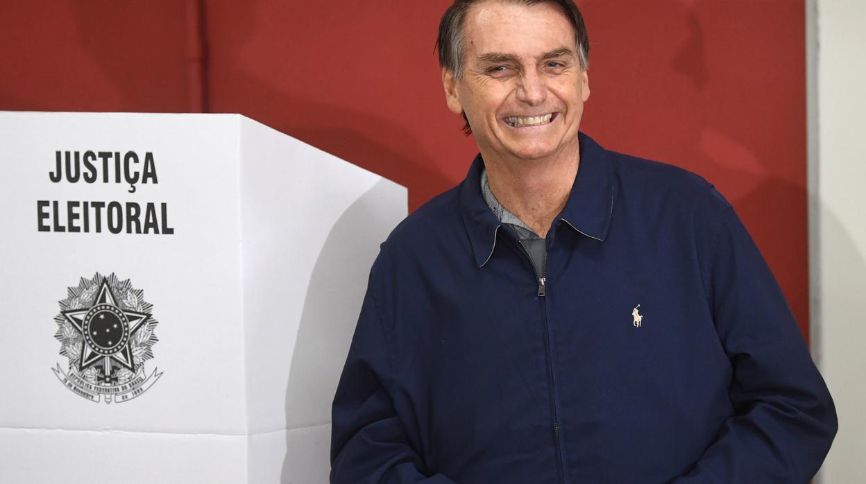 El candidato ultraderechista a la presidencia de Brasil, Jair Bolsonaro
