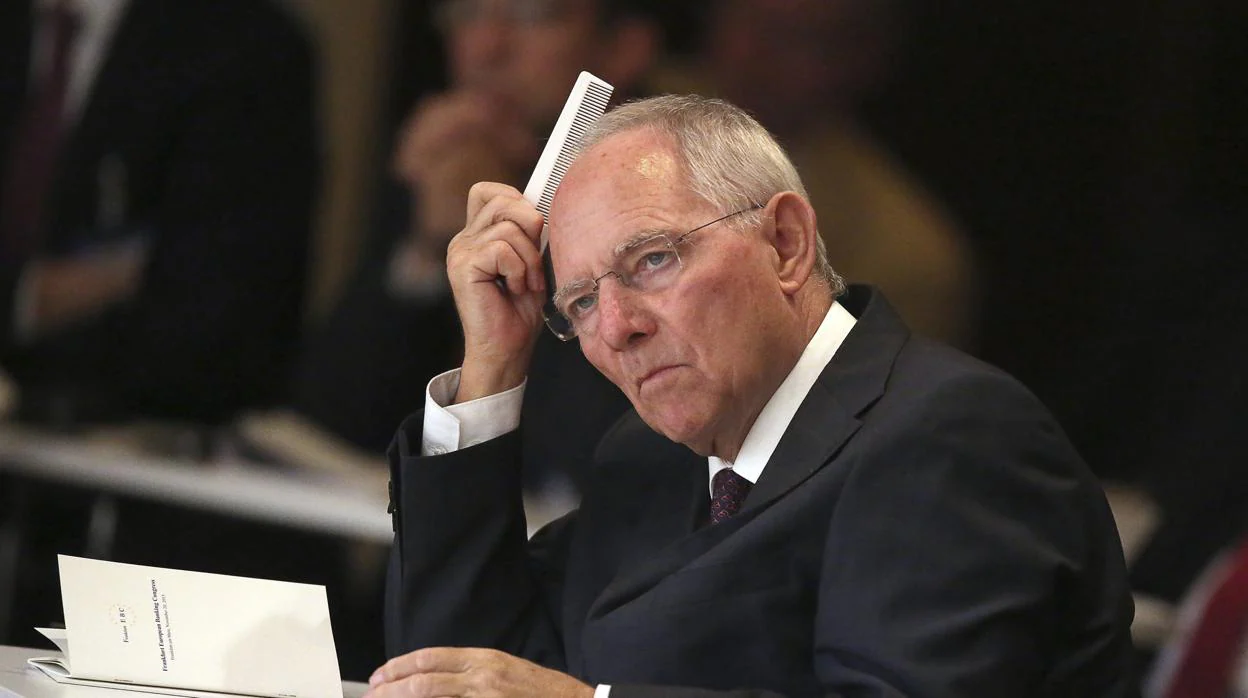 Wolfgang Schäuble, asiste a un congreso de banca celebrado en Fráncfort