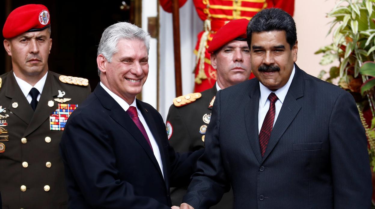 El presidente de Venezuela, Nicolás Maduro y el presidente de Cuba, Miguel Díaz-Canel