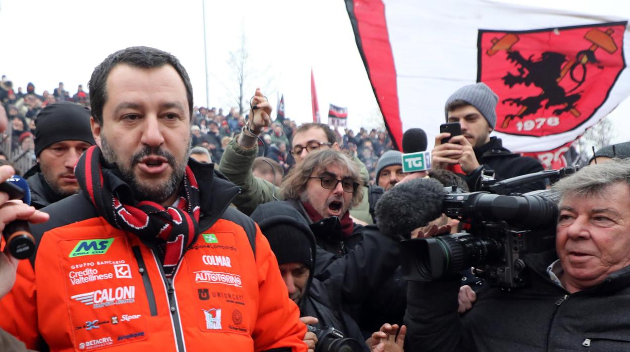 El ministro italiano del Interior y líder del Partido de la Liga, Matteo Salvini