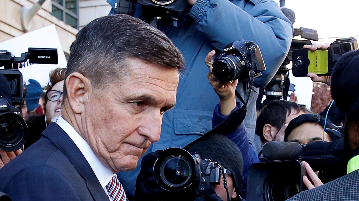 Michael Flynn, a su salida del tribunal