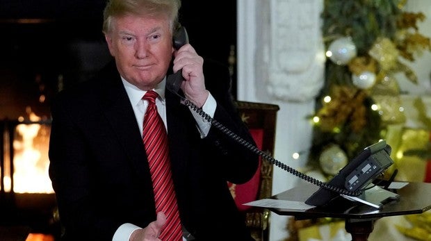La niña a la que Trump preguntó si todavía cree en Papa Noel no entendió lo que le decía