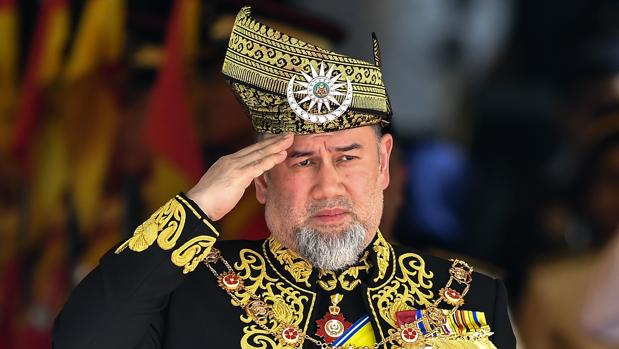 El rey de Malaysia abdica del trono, la primera vez en la historia del país