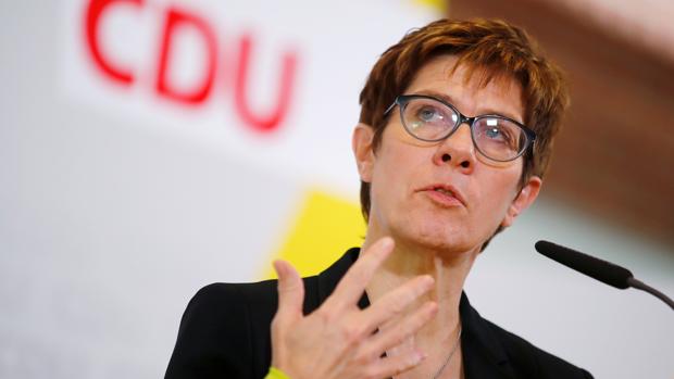 La carta de Kramp-Karrenbauer y otros alemanes que pide a los británicos que se queden en la UE