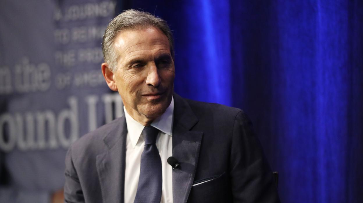 Howard Schultz habla en una librería de Nueva York