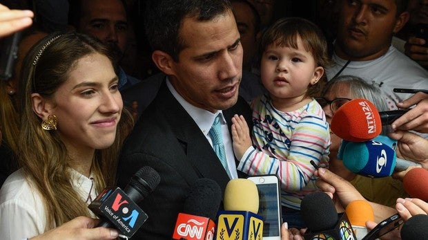 Guaidó, a sus compatriotas en España: «Preparen las maletas para volver»