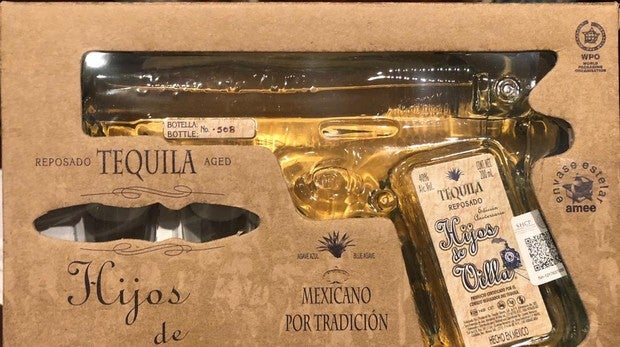 El abogado del Chapo presume en Twitter de que brindarán con una pistola de tequila tras el juicio