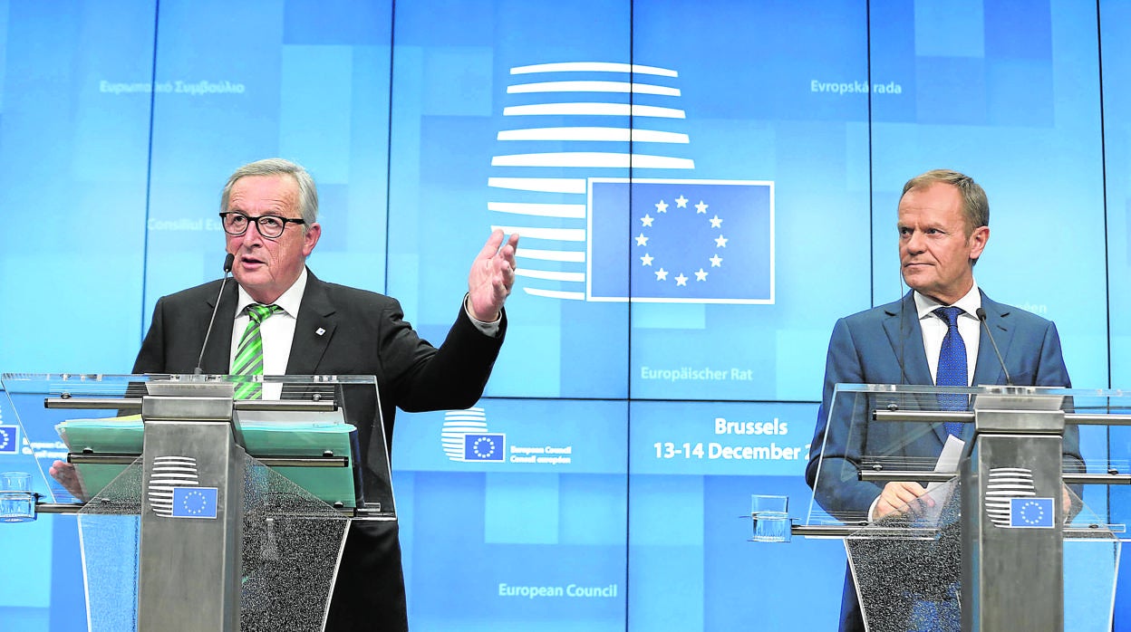 El persidente de la Comisión Europea, Juncker, y el del Consejo Europeo, Tusk