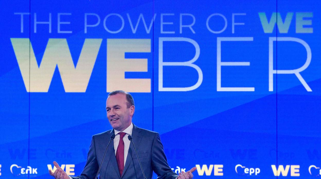 Manfred Weber, durante su mitin este martes en Atenas