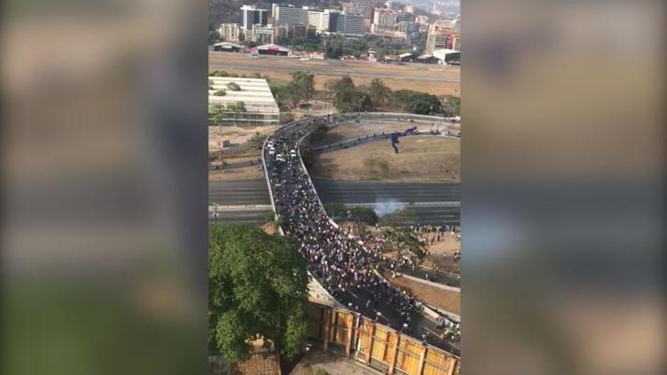 La huida de los venezolanos tras escuchar detonaciones en La Carlota