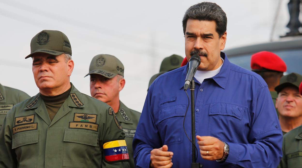 Maduro planea sustituir al ministro de Defensa por un primo de Diosdado Cabello