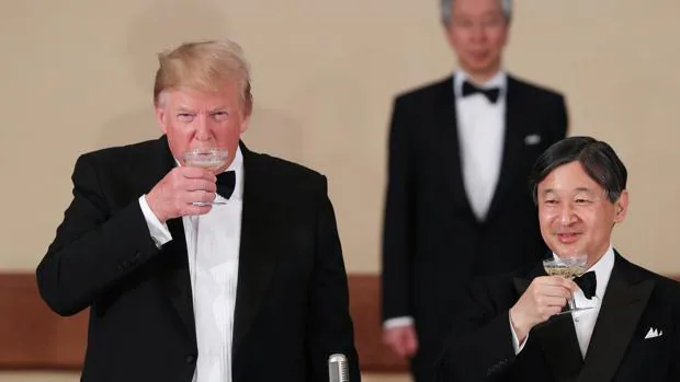 Trump luce su alianza con Japón, pero no olvida el déficit comercial