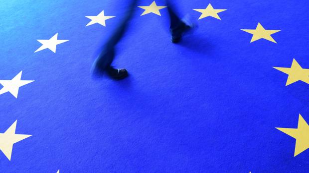 La danesa Vestager se suma a Weber y Timmermans en la carrera por presidir la Comisión