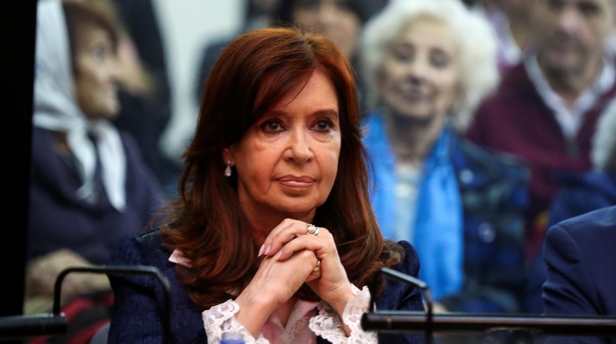 La expresidenta de Argentina Cristina Fernández, antes del inicio de un juicio por corrupción en Buenos Aires