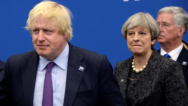 Boris Johnson entra en el laberinto del Brexit heredado de Theresa May