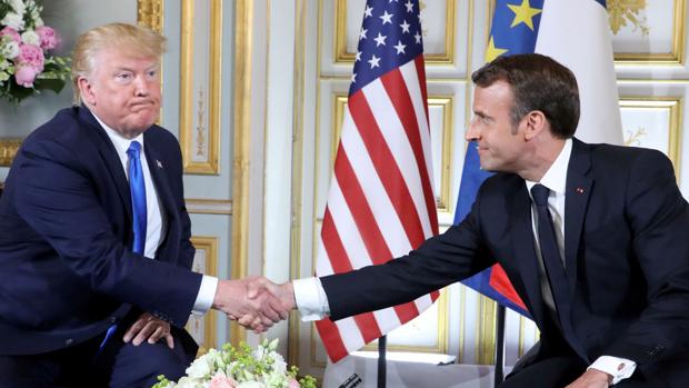 Trump amenaza a Francia con una «guerra del vino»