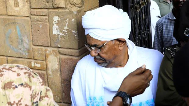 La Fiscalía sudanesa anuncia el inicio del juicio de Al-Bashir por corrupción