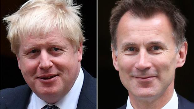 Parecidos y diferencias entre Boris Johnson y Jeremy Hunt, candidatos finalistas a suceder a Theresa May