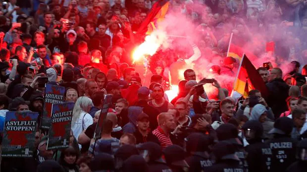 El auge de la extrema derecha, extrema izquierda e islamismo radical bate récords en Alemania