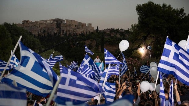 «Juntos Podemos», el lema de unidad de Mitsotakis, el gran favorito en las elecciones griegas