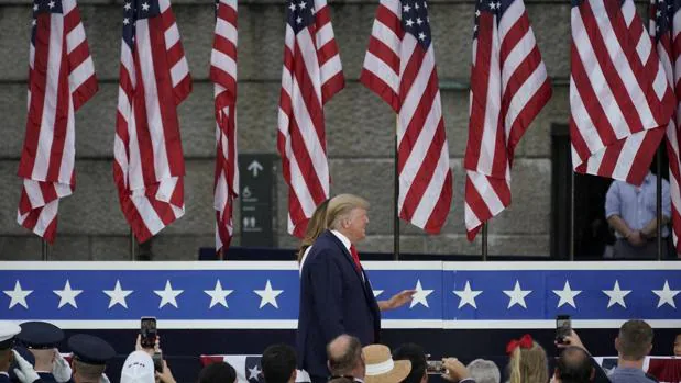 Trump comete errores históricos durante su discurso en el Día de la Independencia