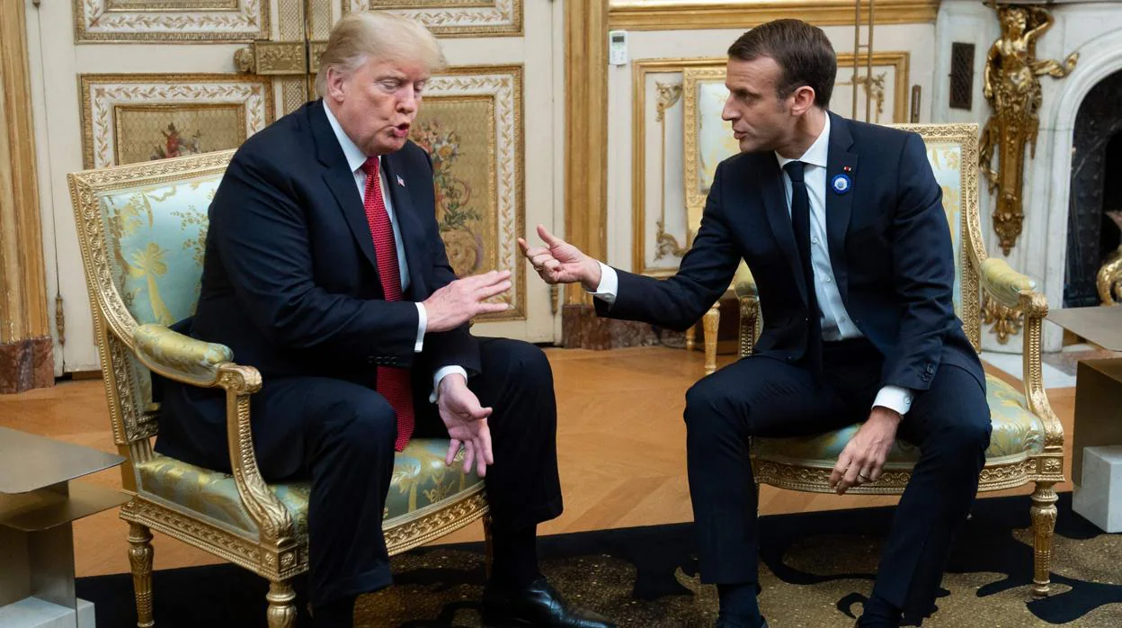 Donald Trump y Emmanuel Macron en una reunión en París