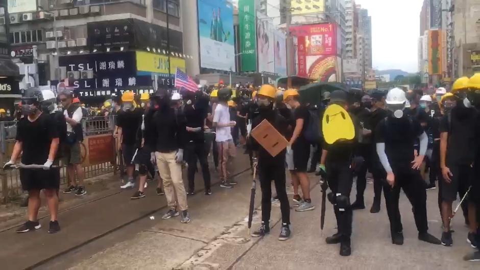 Decenas de miles de personas vuelven a tomar las calles de Hong Kong