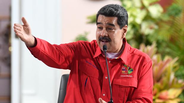 Maduro dice que es popular en España y que ganaría las elecciones a Sánchez