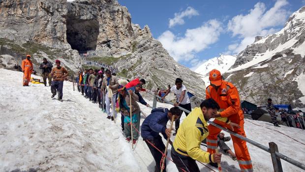 El 99% de los turistas de la Cachemira india la abandonan tras el aviso de posibles ataques terroristas