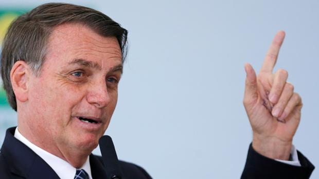 Bolsonaro dice que los criminales «morirán como cucarachas» con su nueva ley proarmas