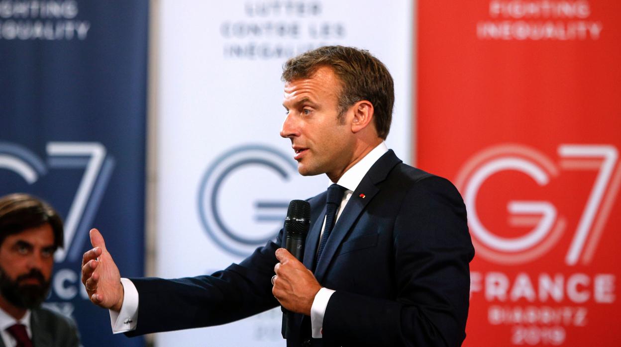 Macron interviene sobre medio ambiente e igualdad social ante líderes empresariales en la víspera del G-7