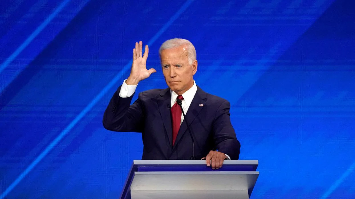 Joe Biden, durante el debate demócrata