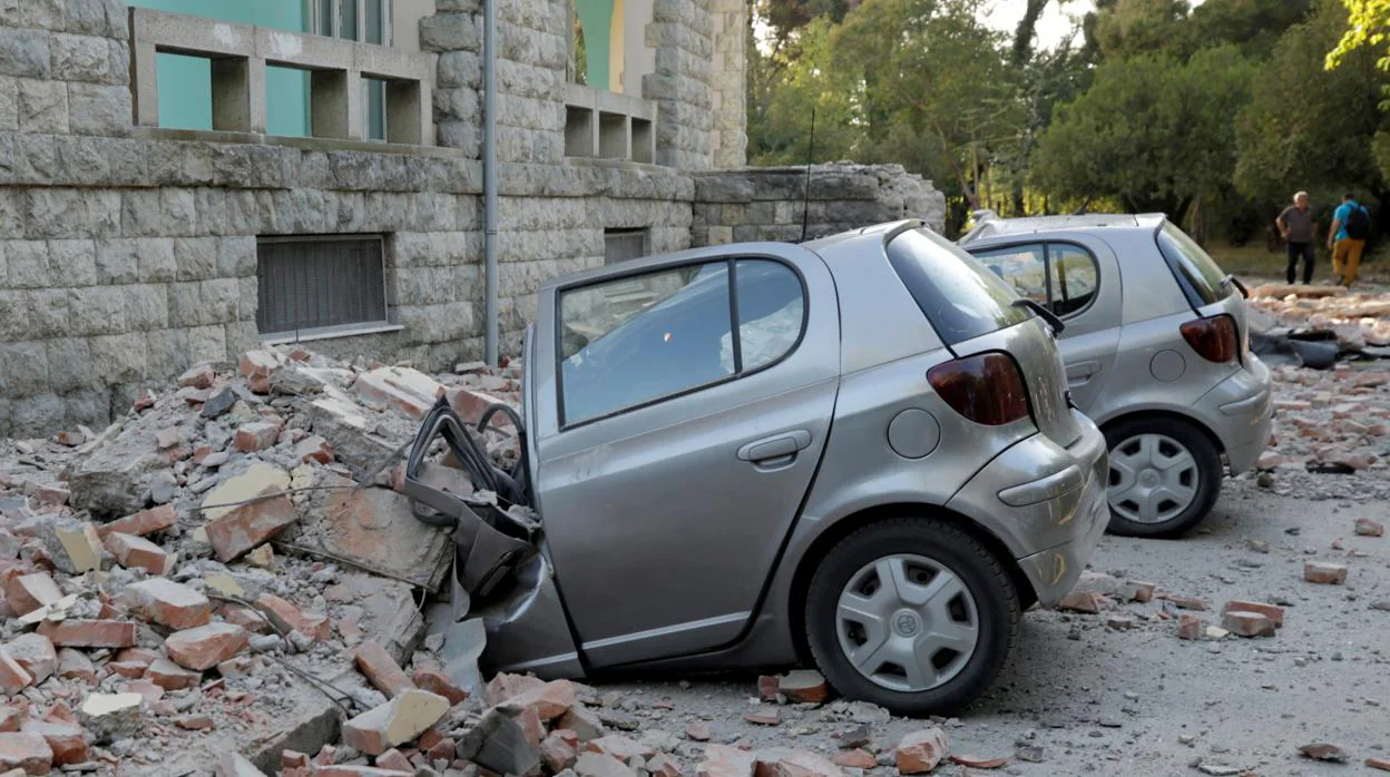 El terremoto ha dejado daños materiales considerables en Tirana